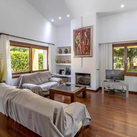 Holiday home Haus Mit Grossen Gaerten, Schoener Aussicht Auf Berge Und 300 M Vom Entfernt Cala San Vicente (Mallorca)